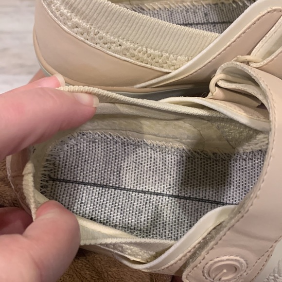 Algeria cream Traq Mary Jane size 35 US 5-5.5 - Picture 10 of 12